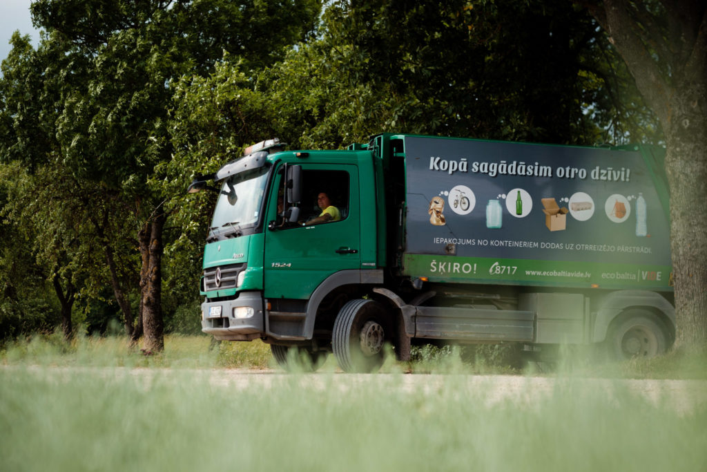 Pašvaldības turpina aktīvi pieteikties bez maksas stikla izvešanai no privātmājām