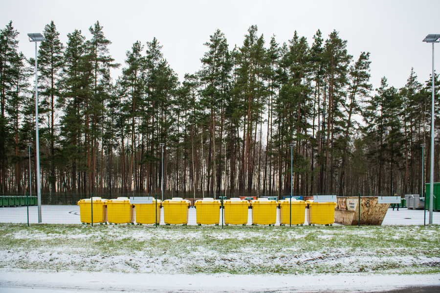 Salaspilī atklāts novadā pirmais atkritumu šķirošanas laukums
