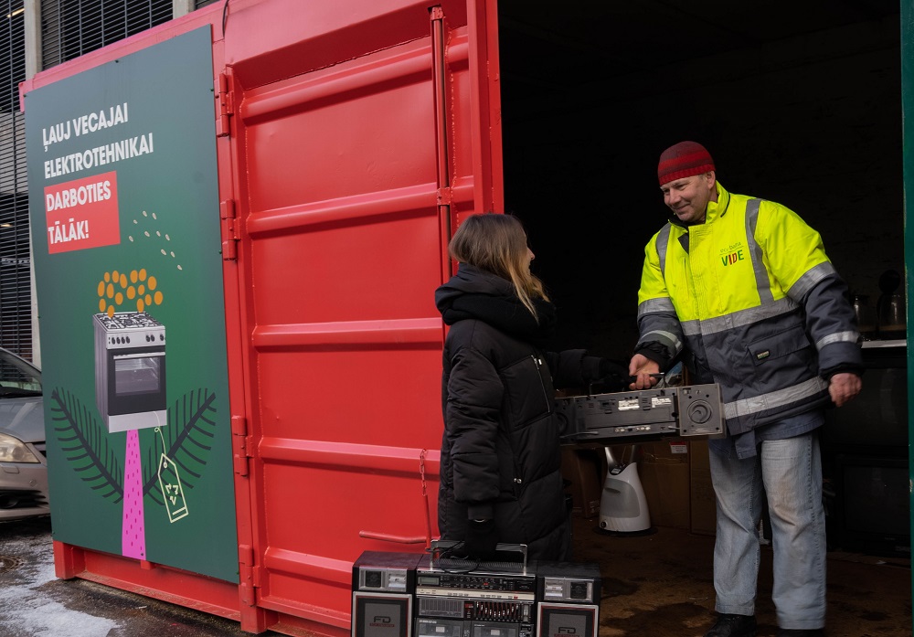 Nolietotās elektrotehnikas savākšanas punkti Rīgā un Mārupē – nodod to bez maksas!
