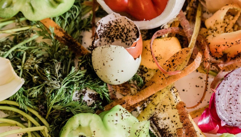 Pieejami priekšapmaksas maisi bioloģisko atkritumu šķirošanai